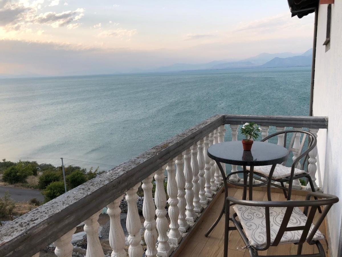 Bella Vista Bed & Breakfast Shkoder Exterior photo