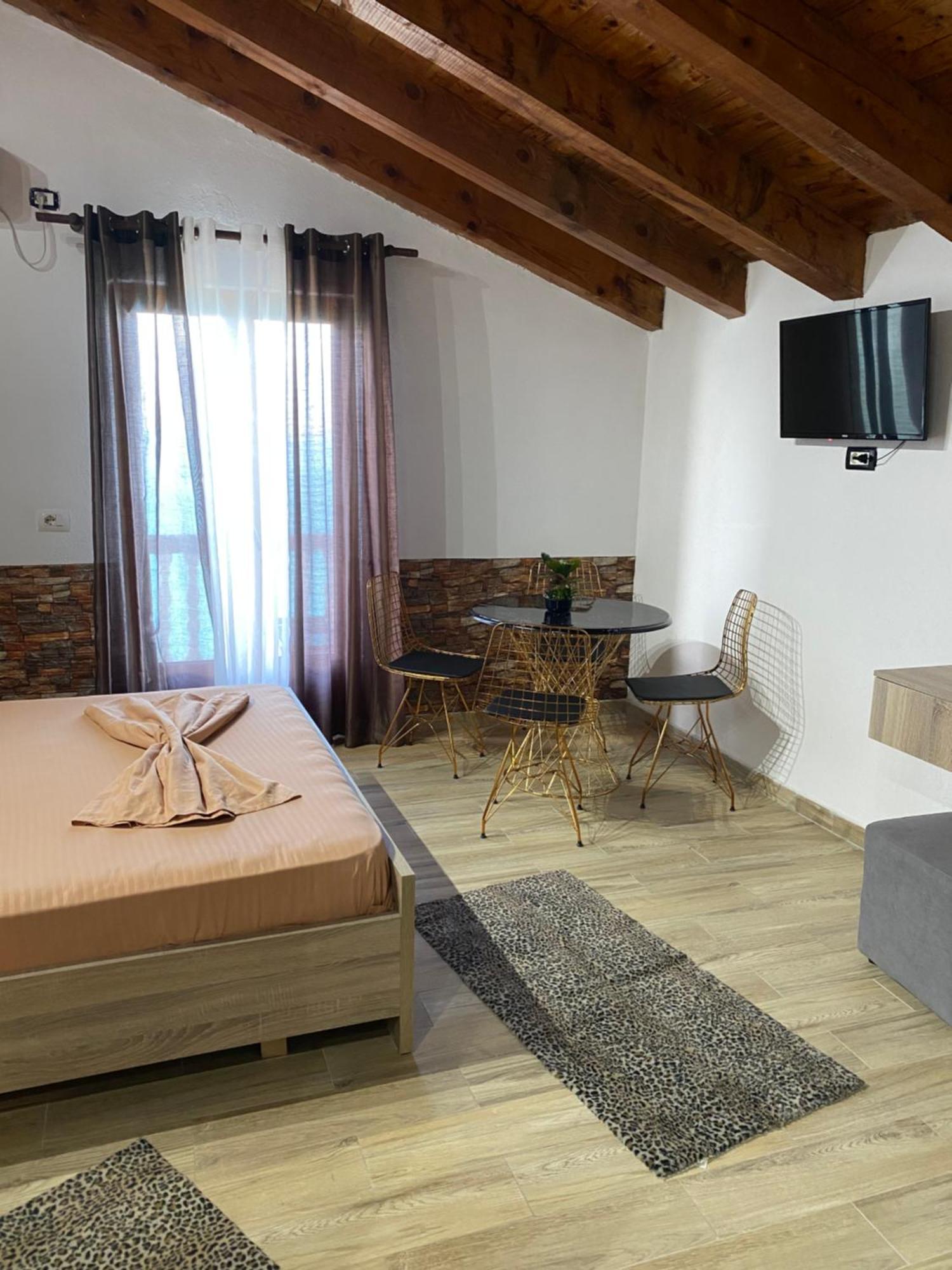 Bella Vista Bed & Breakfast Shkoder Exterior photo