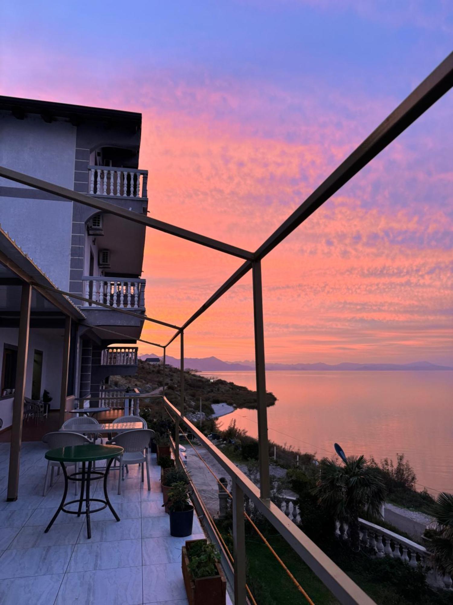 Bella Vista Bed & Breakfast Shkoder Exterior photo