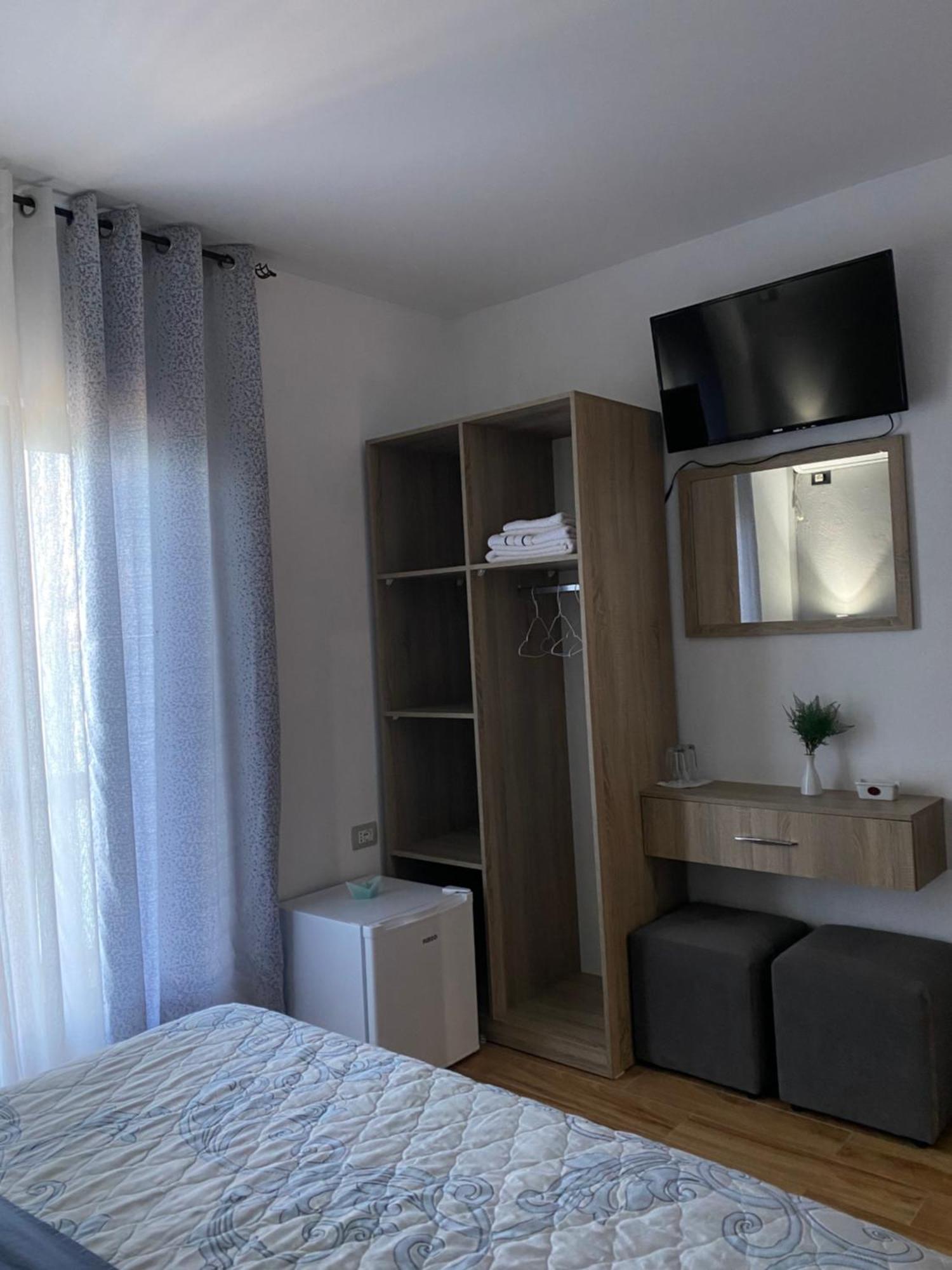 Bella Vista Bed & Breakfast Shkoder Exterior photo