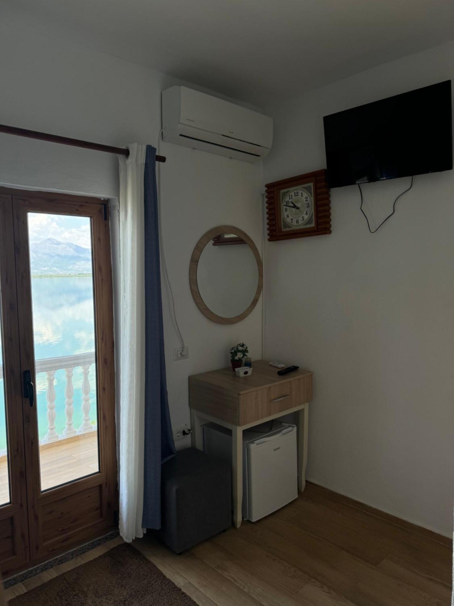Bella Vista Bed & Breakfast Shkoder Exterior photo